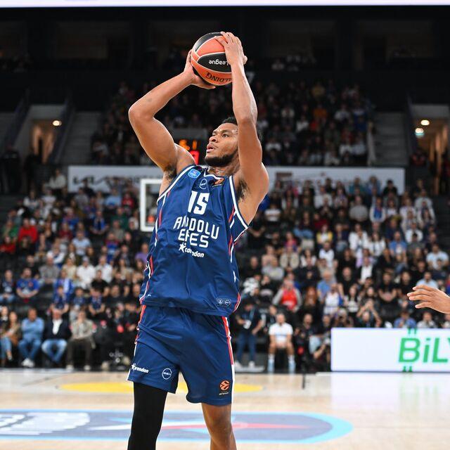 Anadolu Efes'ten sakatlık açıklaması!