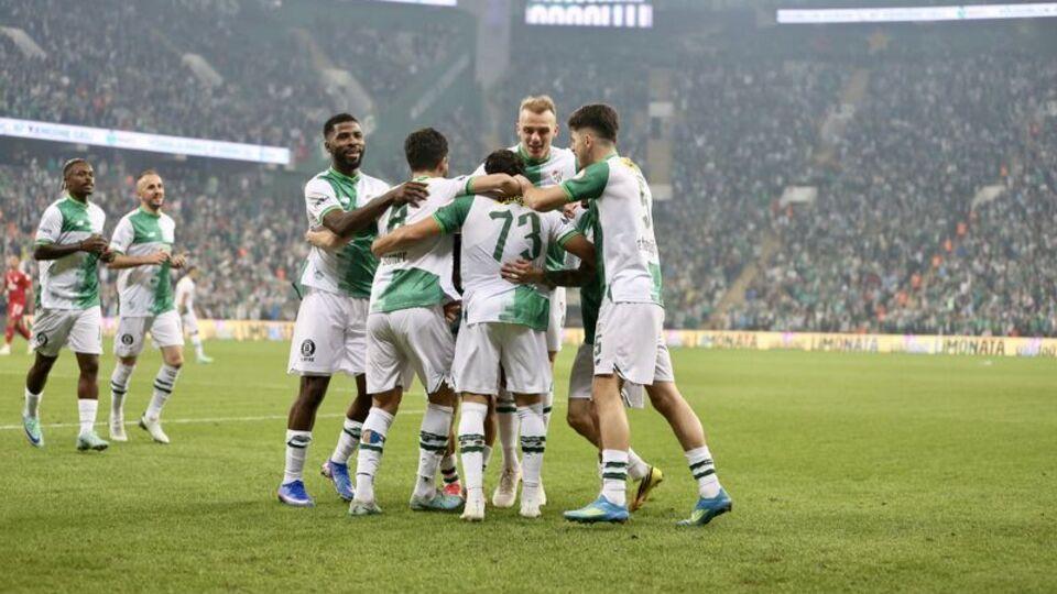 Bursaspor evinde zorlanmadı!