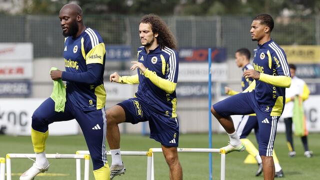 Fenerbahçe'de derbi mesaisi!
