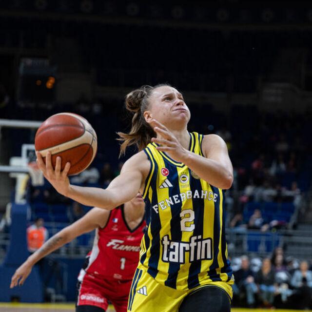 Fenerbahçe liderliğini sürdürdü!