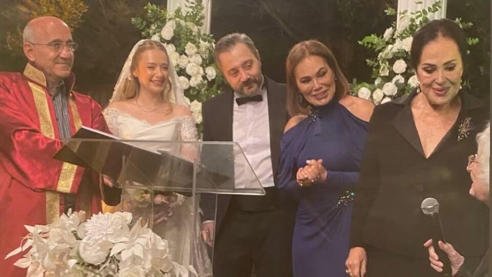Yeğenini evlendirdi